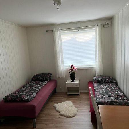 Bedroom In City Centre, No Shower Available Олесунн Экстерьер фото