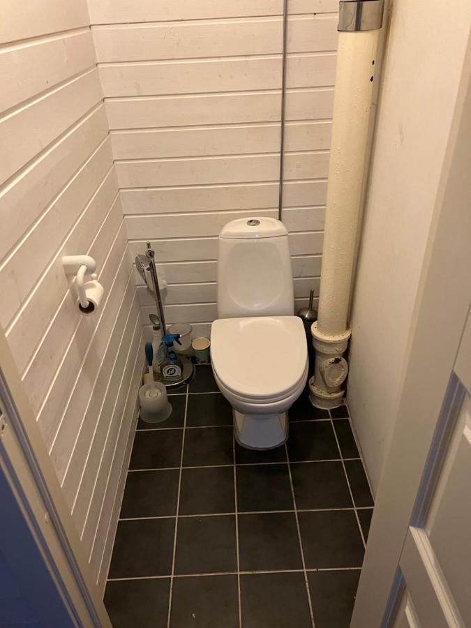 Bedroom In City Centre, No Shower Available Олесунн Экстерьер фото